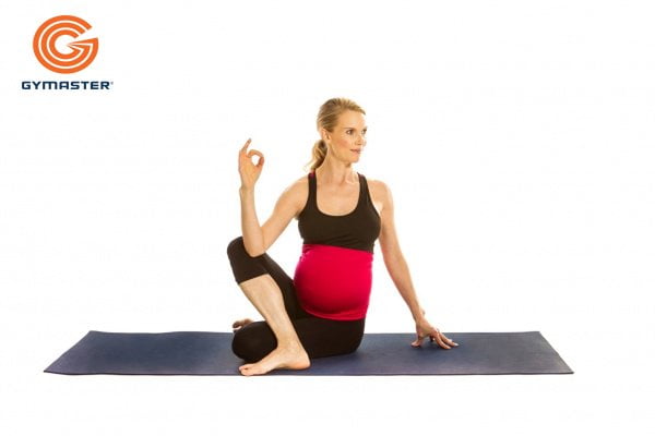 bai-tap-yoga-cho-me-bau_01-1 Những bài tập Yoga mẹ bầu giúp cho thai kỳ phát triển tốt hơn 1
