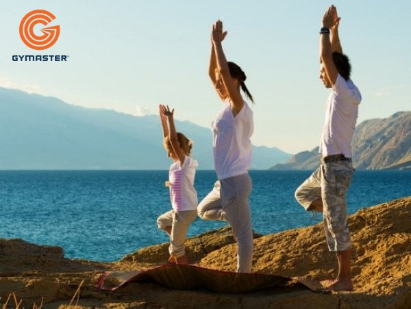 Gia đình yêu thương và đoàn kết hơn nhờ tập luyện Yoga 1