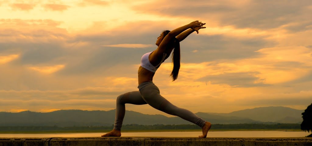 luyen-tap-yoga_02_2a2a9cef99da46b691ffa13fee67e347 LUYỆN TẬP YOGA LOẠI BỎ NGUY CƠ CÓ HẠI KHI NGỒI NHIỀU 3