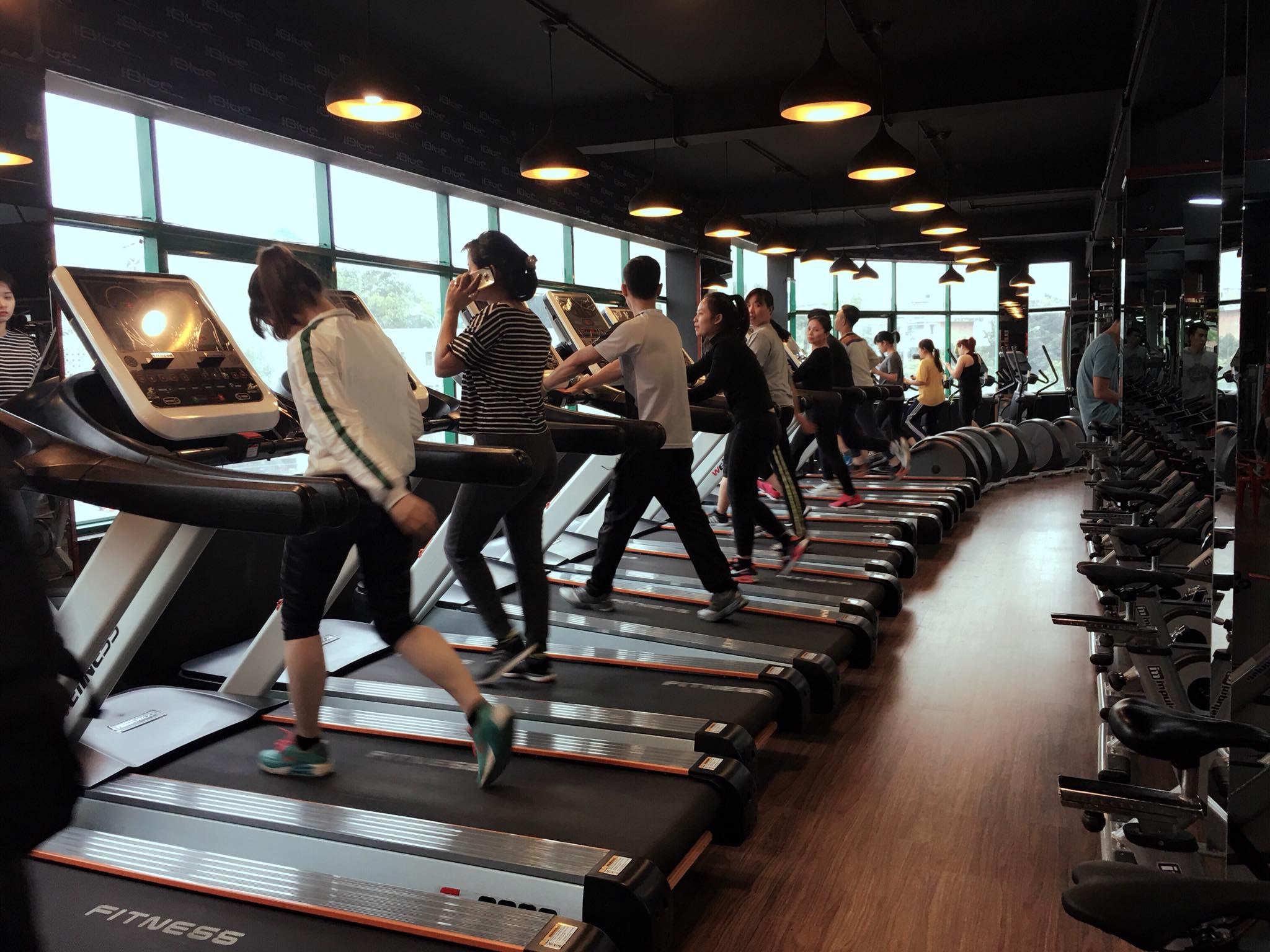 hỗ trợ mở phòng gym